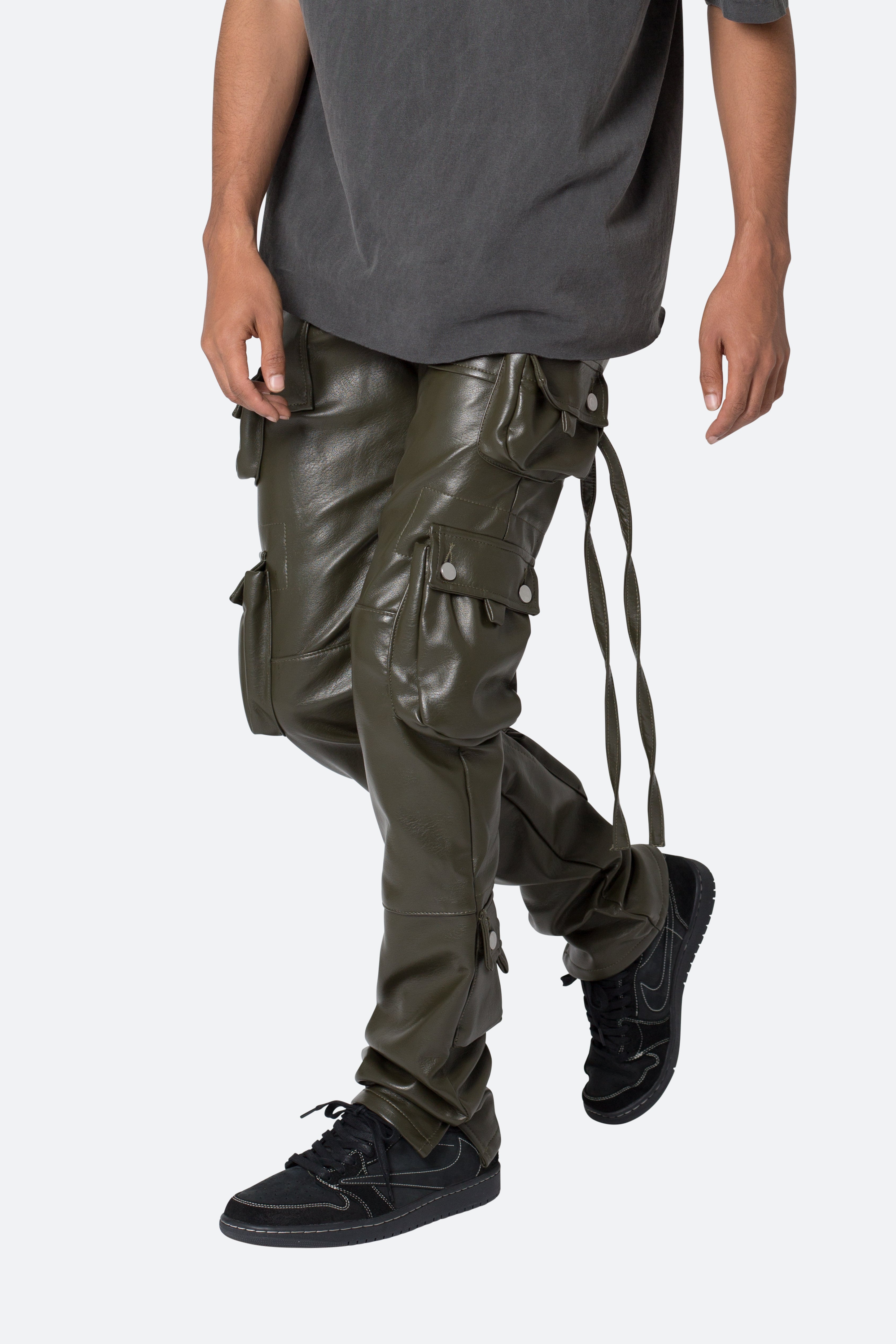 D152 Leather Cargo Pants - Olive