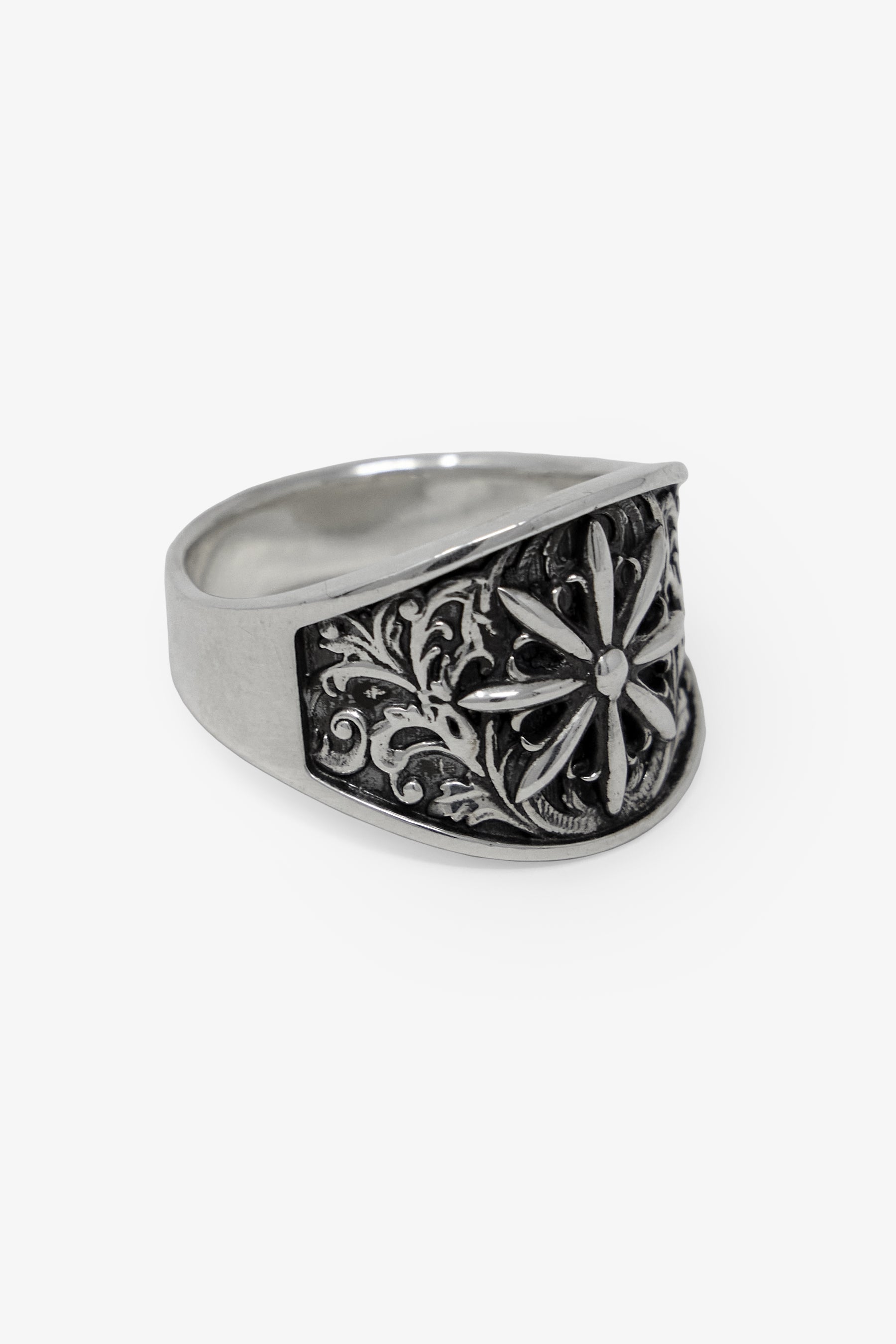 Embossed Star Sterling Silver Ring - Silver