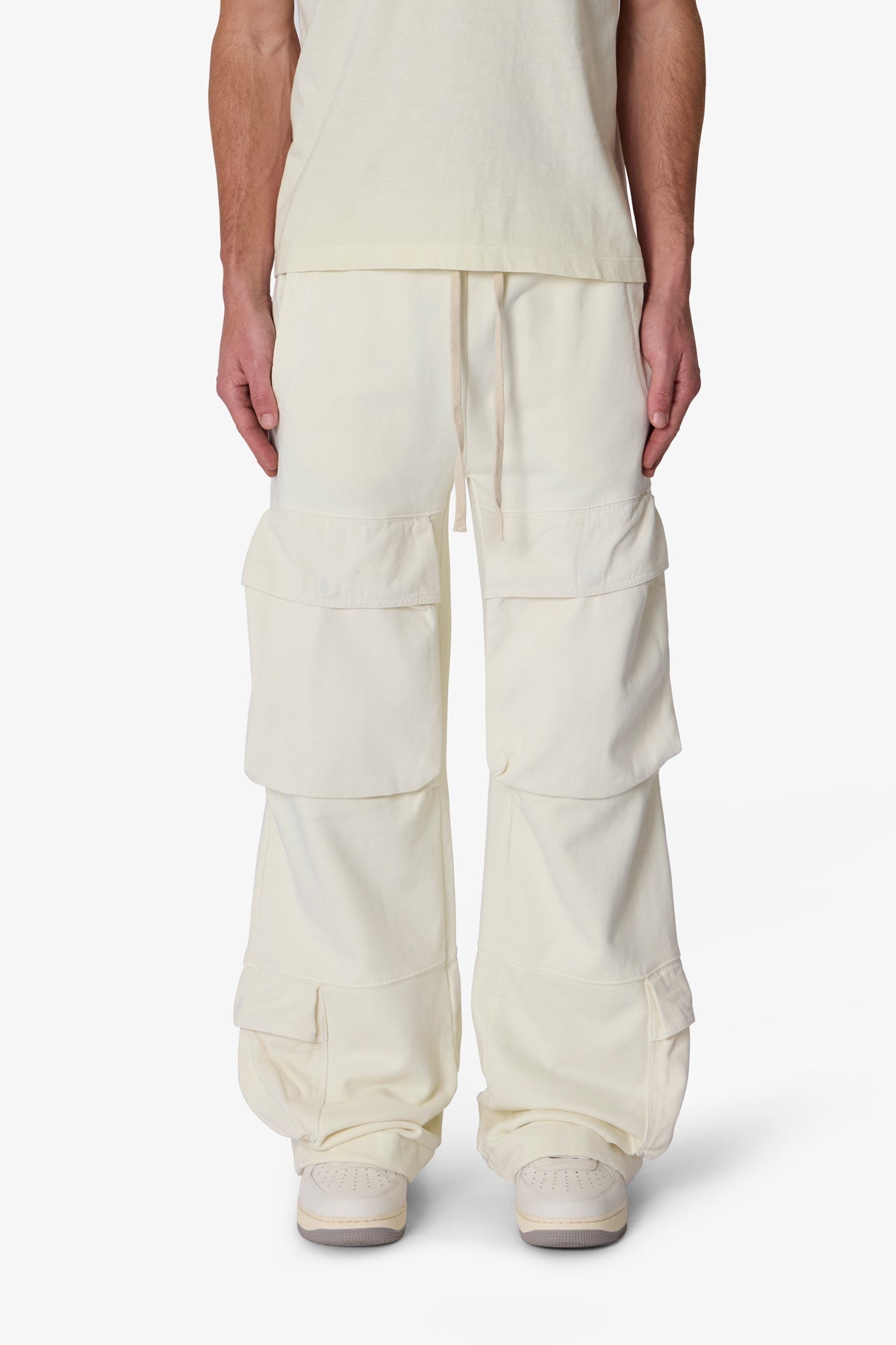 Front Cargo Sweatpants - Off White