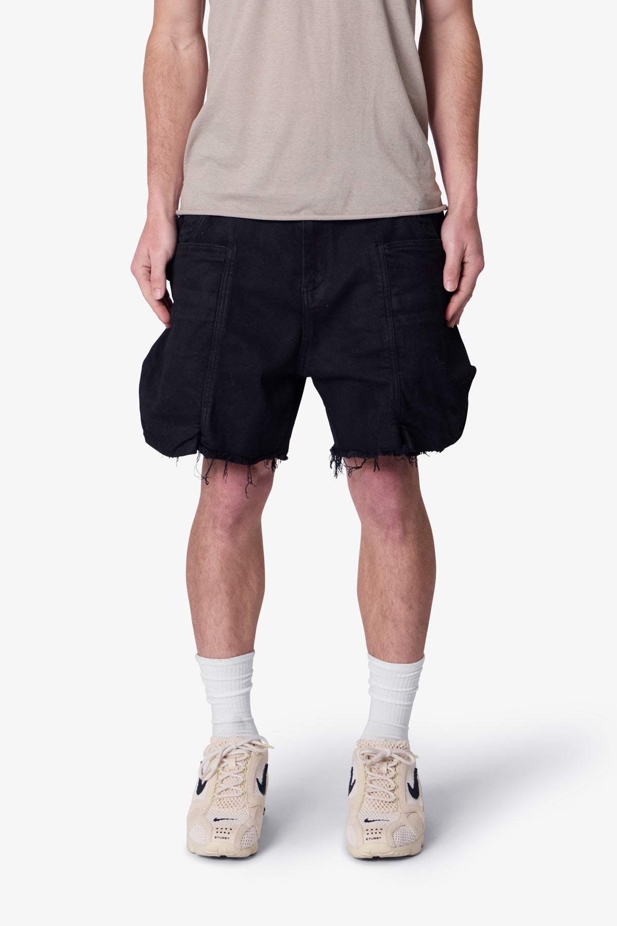 Roughed Pocket Cargo Shorts - Black